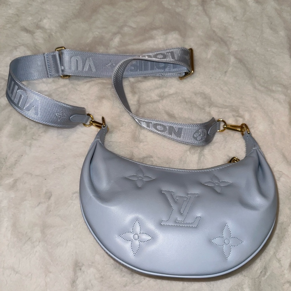 Over the moon Louis Vuitton baby blue crossbody shoulder bag